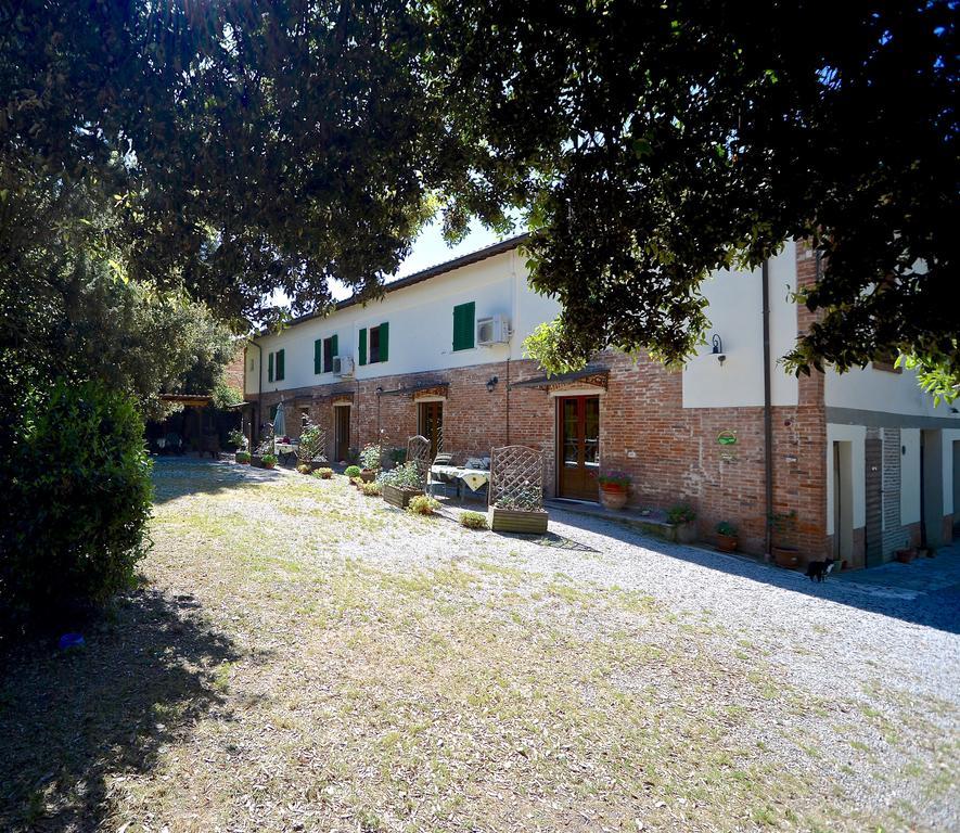 La Spiga D'Oro Guest House Pozzo  Exterior photo